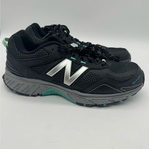 Woman’s New Balance 510v4 trail running shoes size 8.5 lightly used black